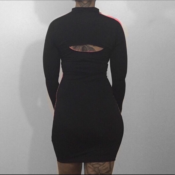 🙅🏻‍♀️SOLD OUT Watermelon 🍉 Stripe 2 Piece Dress - Picture 3 of 7